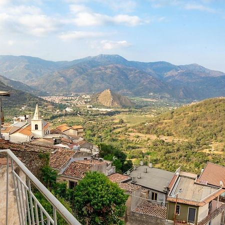 Le Chevalier Apartment Castiglione di Sicilia Kültér fotó